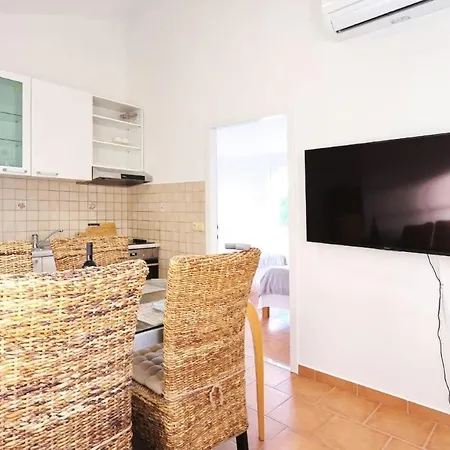 Villa Front Victoria In Beautiful Nature - By Ta Leut Agency Zaton (Zadar)