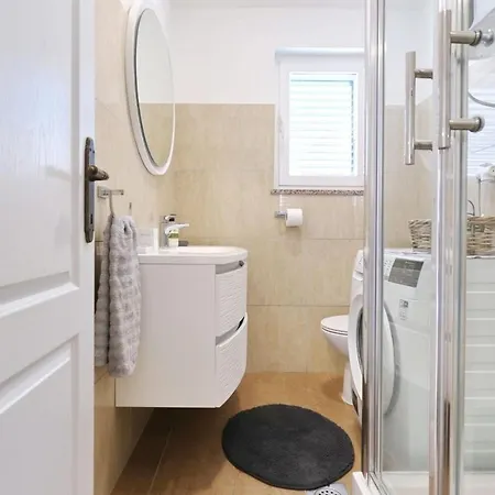 Villa Front Victoria In Beautiful Nature - By Ta Leut Agency *