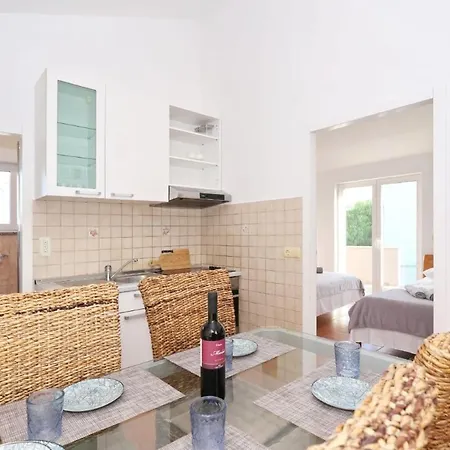 Villa Front Victoria In Beautiful Nature - By Ta Leut Agency *