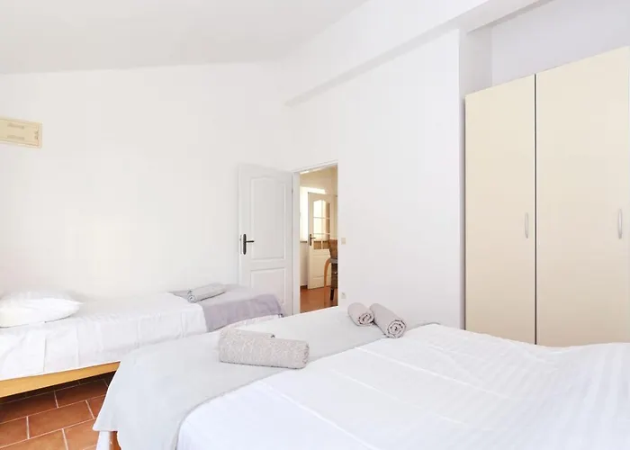 Villa Front Victoria In Beautiful Nature - By Ta Leut Agency Zaton (Zadar)