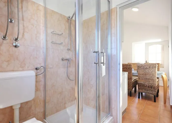 Front Victoria In Beautiful Nature - By Ta Leut Agency * Zaton (Zadar)